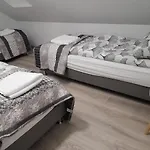 I Diman Апартаменты Мронгово