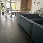 I Diman Апартаменты *