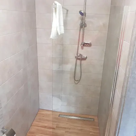 Apartment I Diman *